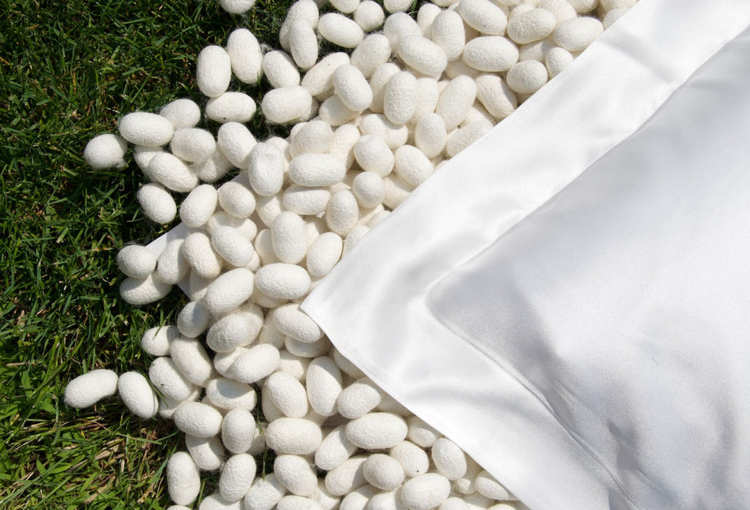 L22 pillowcase - Silk satin with wide edges